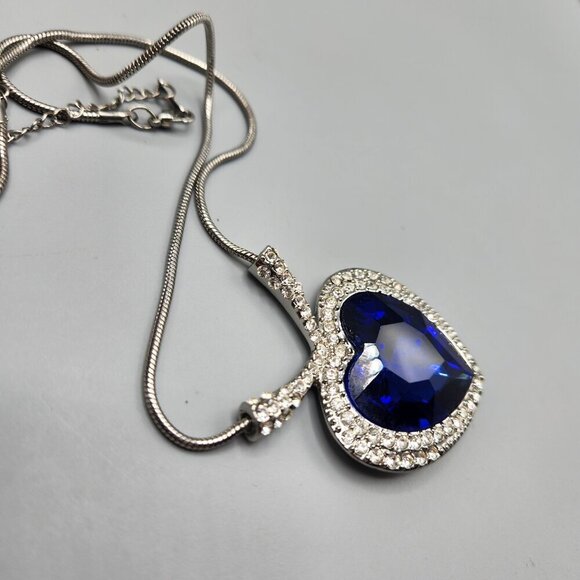 Titanic Necklace Heart of the Ocean 10K RGF - Picture 10 of 13